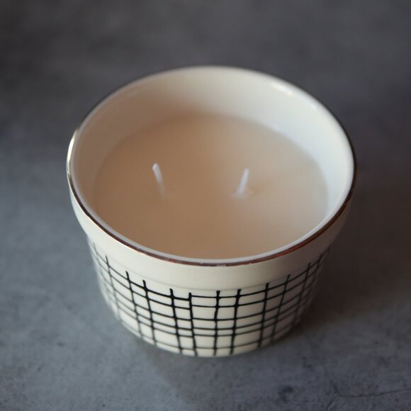Toast Scented 6oz Upcycled Container Soy Wax Candle - Picture 3 of 4